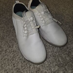 Clove White Water Resistant